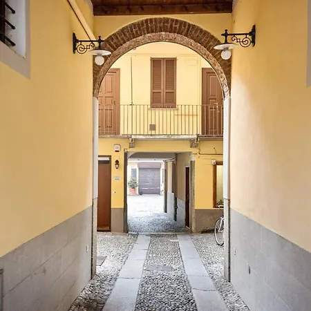 Piccola Venezia A Milano- Il Fascino Dei Navigli! * Milan